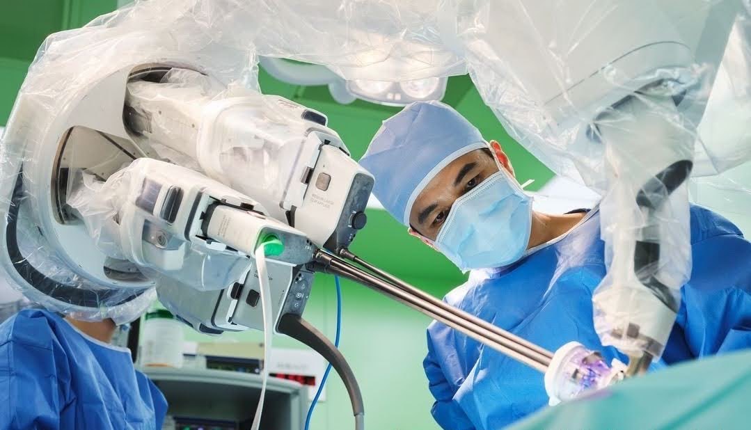 Minimally invasive robotic surgery in progress at Korea University Guro Hospital